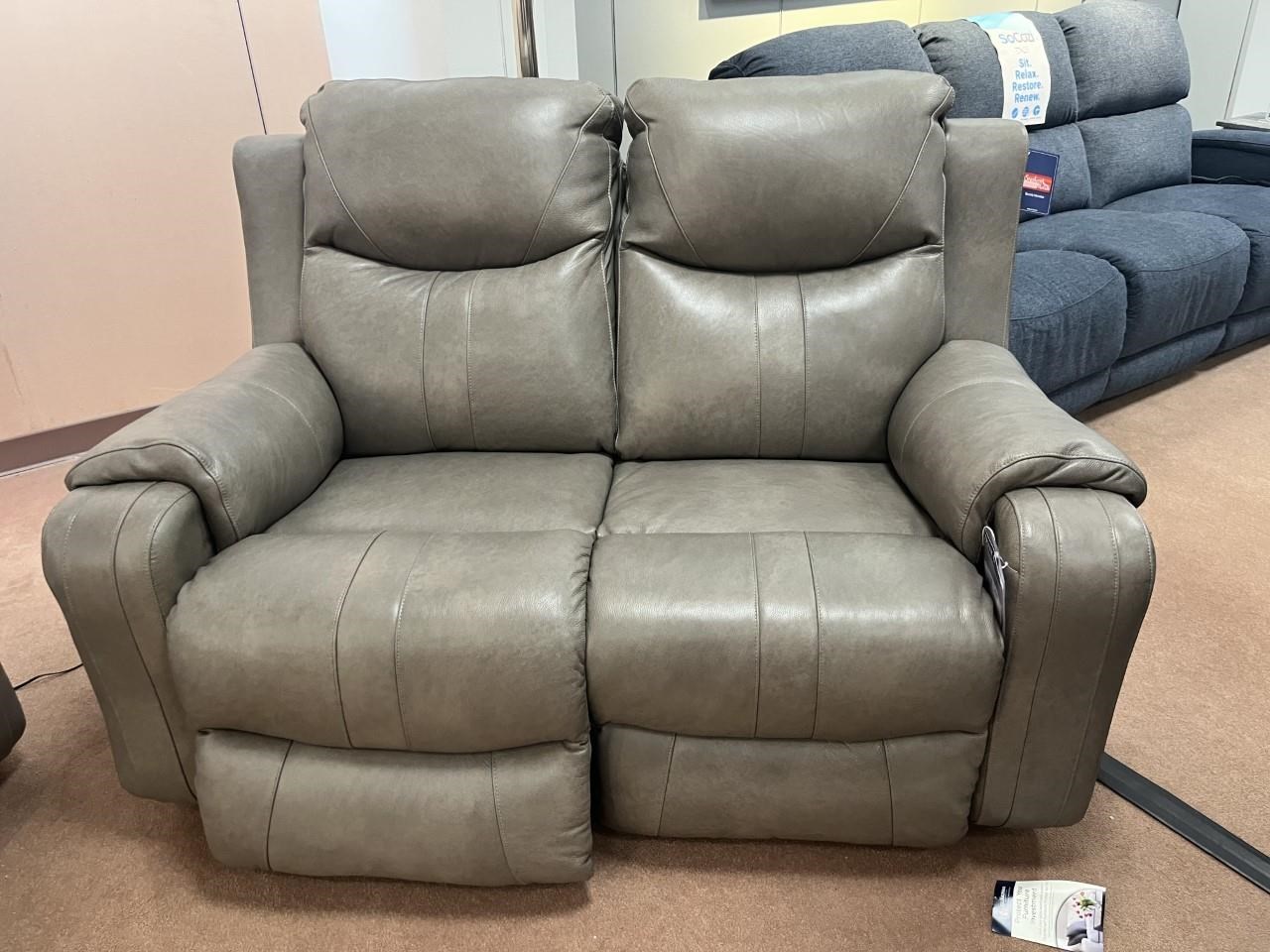 POWER HEADREST LOVESEAT